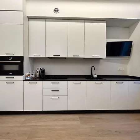 Appartement Smart House For Business Guests, 50m From Metro M4 *
