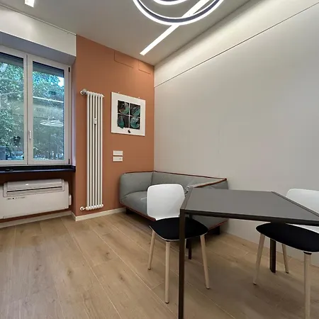 Appartement Smart House For Business Guests, 50m From Metro M4